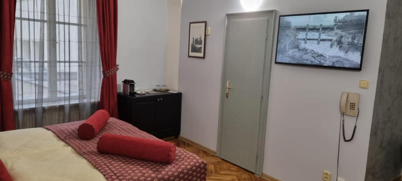 U Medvidku-Brewery Hotel Prague Luaran gambar