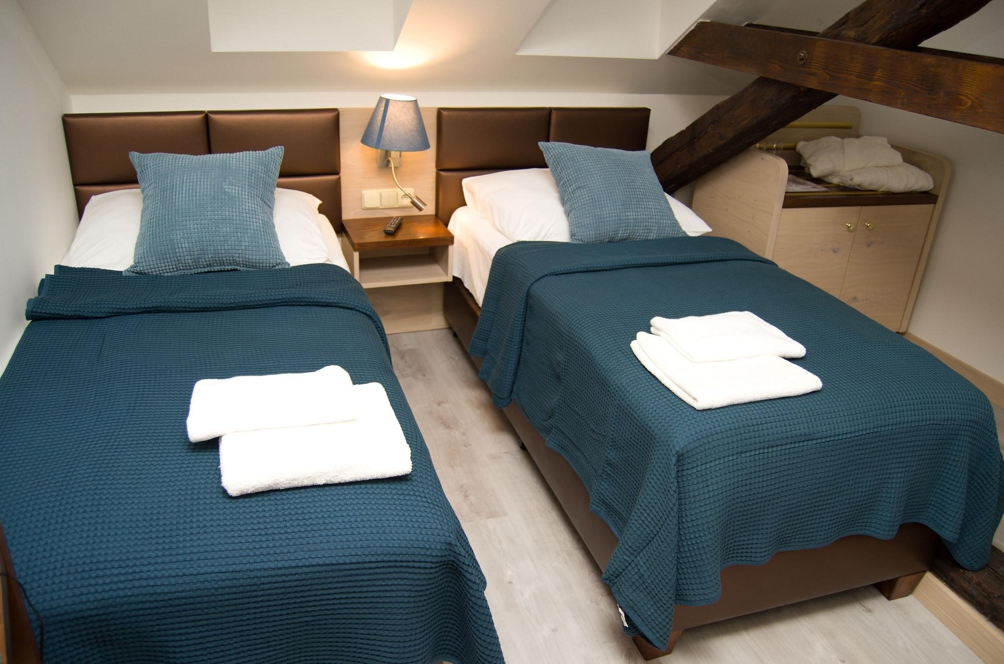 U Medvidku-Brewery Hotel Prague Luaran gambar