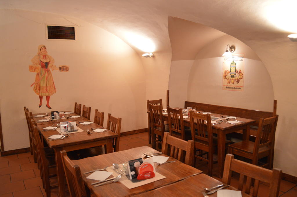 U Medvidku-Brewery Hotel Prague Luaran gambar
